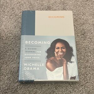 Becoming Journal Michelle Obama NWT